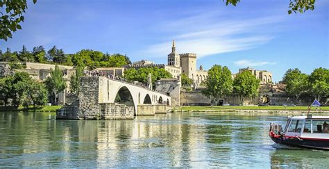 Poitiers → Avignon TGV by Train from £104.23